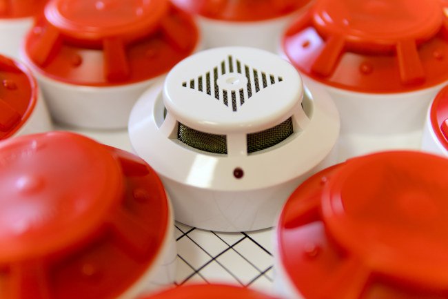 Comment installer et entretenir un détecteur de fumée efficace ?