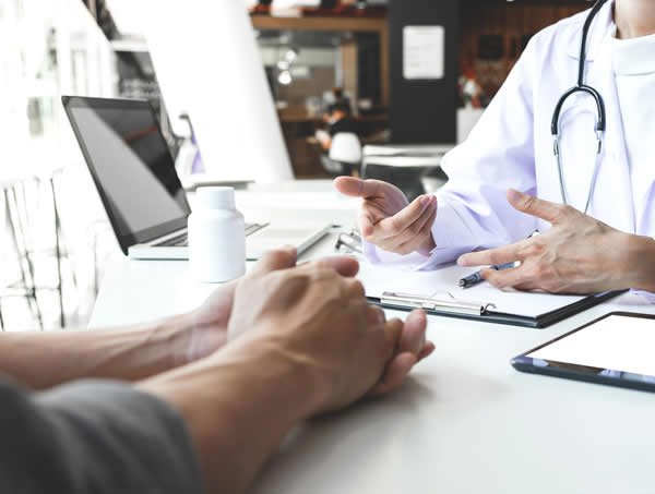 Optimiser la fiscalité grâce à un accompagnement sur mesure pour les médecins à Mons